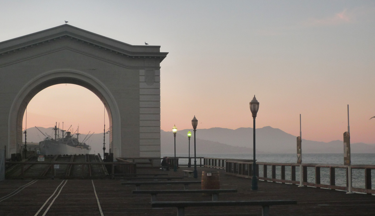 夕暮れのフィッシャーマンズ・ワーフ